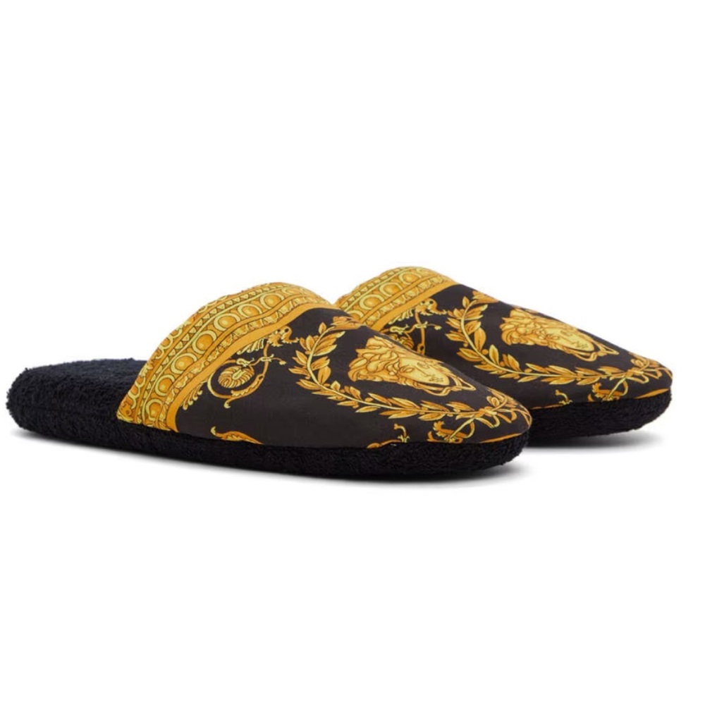New Versace I ♡ BAROQUE SLIPPERS Size: SMALL ( 7US) S: 23 cm